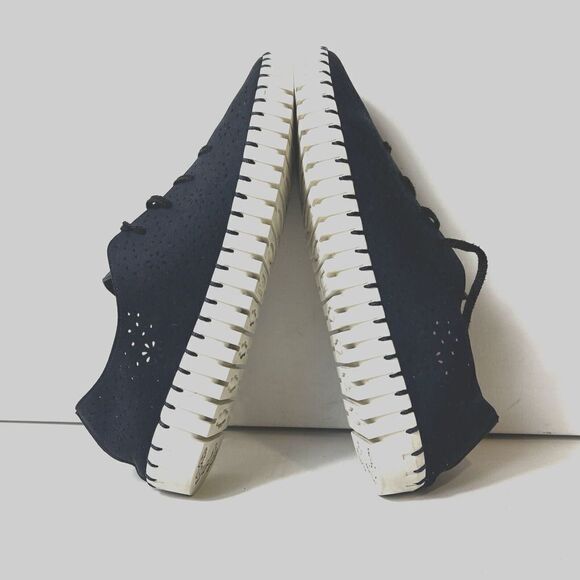 SKECHERS Air Cooled Memory Foam Womens 10 Navy Blue Fabric Lace Up Sneaker Flats - Picture 5 of 11